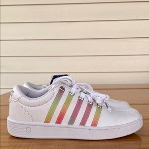 K-Swiss Women’s Tennis Shoes Size 6.5 White Color Striped